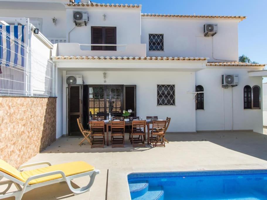 Villa Dogueno- Privat Pool & Privacy & Albufeira Center Extérieur photo