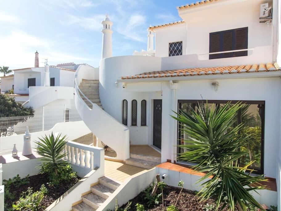 Villa Dogueno- Privat Pool & Privacy & Albufeira Center Extérieur photo